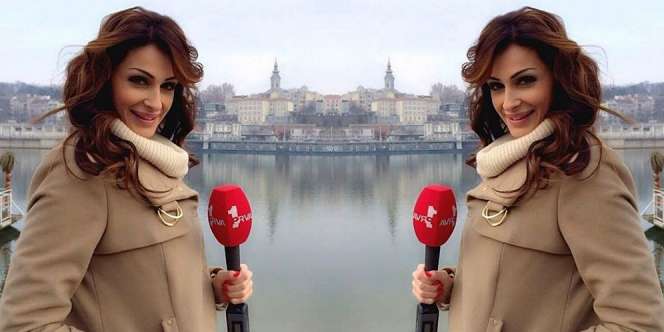 Terlalu Cantik, Reporter Ini Nyaris Kehilangan Pekerjaan
