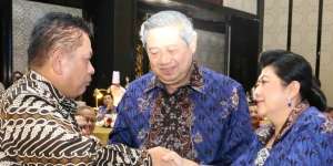 `Hadiah` Uang Pensiun SBY dan Mantan Menteri di Hari Pahlawan