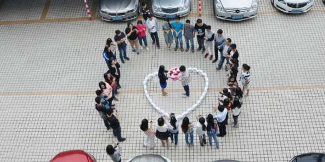 Pria Pemberi 99 Unit iPhone 6 Ditolak Cintanya!