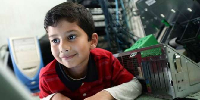 Ayan Qureshi, Bocah Jenius Ahli Komputer