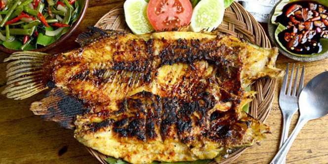 Saung Pedes: Rasakan Sensasi Pedas Sajian Nusantara