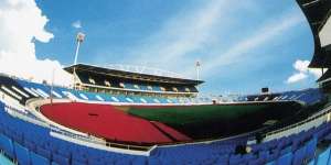 Ruang Ganti Stadion My Dinh Kalahkan Stadion GBK