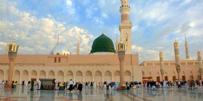 Keindahan di Balik Masjid Nabawi Taman Surga