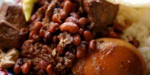  Mengenal Nasi Brongkos Mbok Padmo