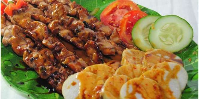 Waroeng Mbok Marni: Khusus Pecinta Daging Ayam 