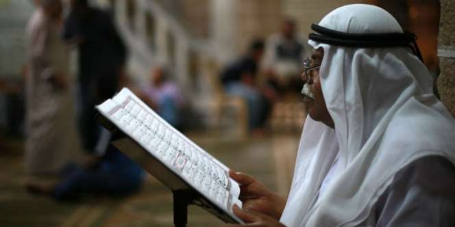 Alquran Salah Cetak dari Dua Masjid Suci Dimusnahkan