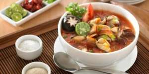 Sajian Penghangat, Sup Ayam Pedas Jamur