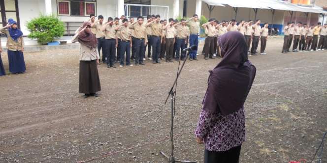 Kisah Guru Penakluk Gembong Narkoba