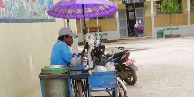 `Modal` Ikhlas, 20 Tahun Jual Bakso Keliling