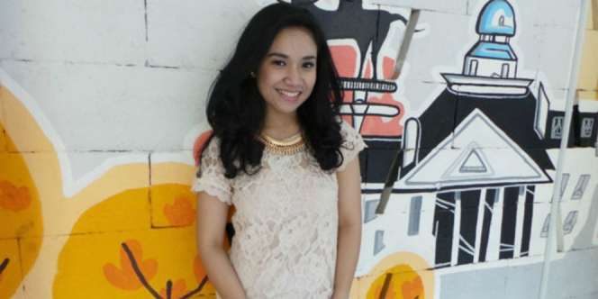 Andradea Putri, Cantik dan Sukses di Usia Muda