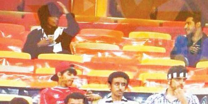 Nonton Bola di Stadion, Wanita Saudi Dibekuk