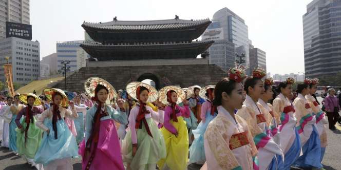 Keuangan Syariah Mencari Tempat di Negeri KPop