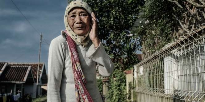 Nenek Misterius Berhati Dermawan 