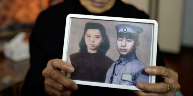 77 Tahun Menunggu Suami