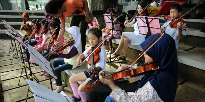 Musik Bisa Asah Kemampuan Berbahasa Anak