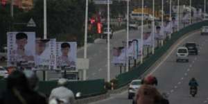 Heboh Undangan Ulang Tahun Pakai Papan Iklan