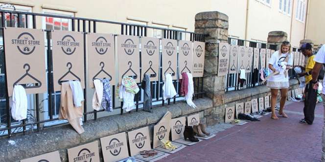`Street Store`, Konsep Unik Toko Baju Tunawisma