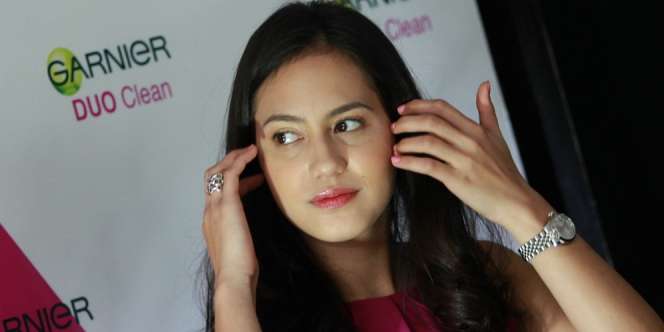 Pevita Pearce Segera Berhijab?