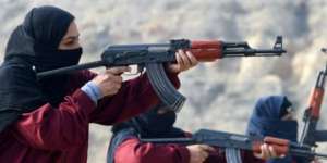 Aksi Polisi Komando Berhijab