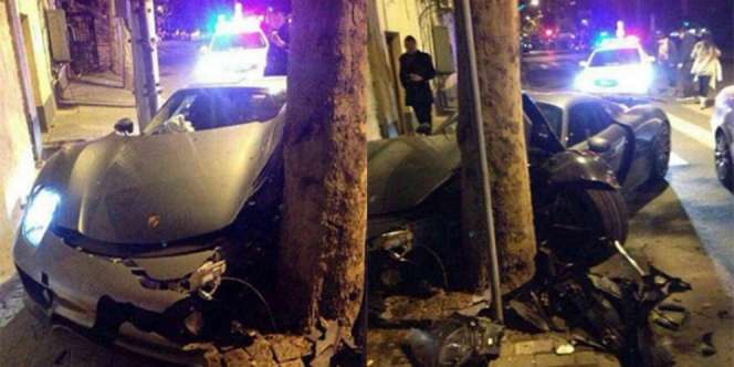 Tabrak Pohon, Porsche Pinjaman Rp 30 Miliar Ringsek