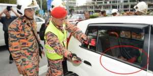 Miris! Ibu di Malaysia Lebih Sayang Uang Ketimbang Anak