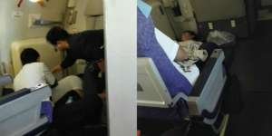 Wanita Ini Menolong Pramugara Pingsan di Thai Airlines