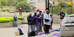 Pesepakbola dan Suporter Dunia Jadi Mualaf di 2014