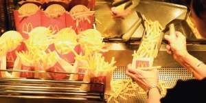 Krisis Kentang Goreng Hantam McDonald's
