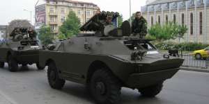 Sensasi Naik Taksi Tank ala Rusia