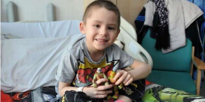 Bocah Penderita Neuroblastoma Jadi `Superhero`