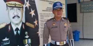 Polisi (4) Aiptu Jailani, Polisi Langka Penilang Istri Sendiri