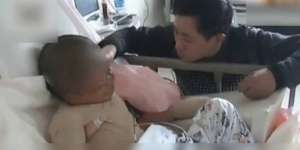 Kisah Heroik Bocah 6 Tahun Terobos Kebakaran