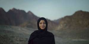 Heboh Perempuan Cantik Berhijab dalam Iklan Jeep