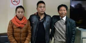 Pria Ini Tahan Rindu 24 Tahun Buat Sang Anak