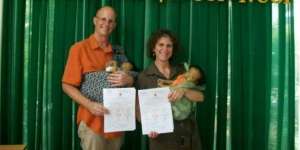 `Putri Kembarku, Siapa yang Harus Kuselamatkan?`