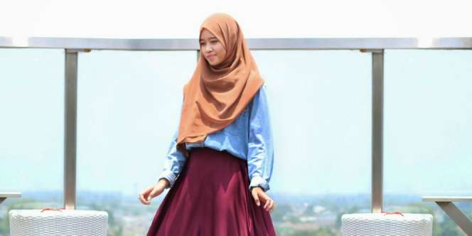 Ardiatami: Hijab `2 in 1` Denim dan Velvet