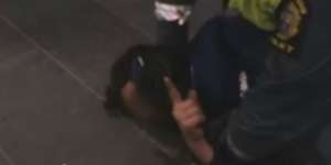 Dibanting, Bocah Muslim Swedia Ucap 2 Kalimat Syahadat