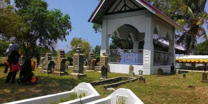 Menengok Makam Tuan Di Kandang, Ulama Jujur Pendesain Rencong 