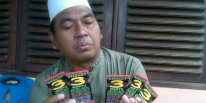 Geger Salat Tiga Waktu di Jombang