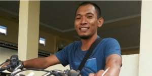 Kisah Sepatu Voli Ali 