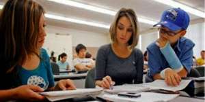 Moshe, Bocah 11 Tahun Sudah Jadi Sarjana