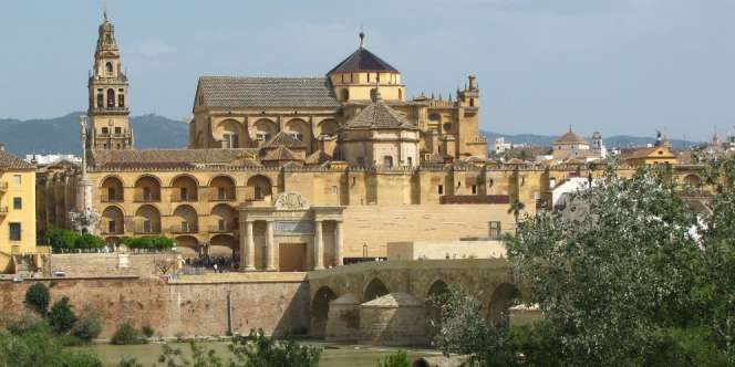 `Masjid-Katedral` Spanyol Terancam
