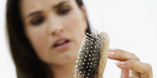 Solusi Rambut Rontok Ada di Sisirnya