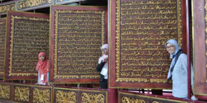 Alquran Ukir Terbesar di Indonesia Takjubkan Dunia