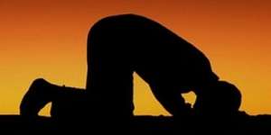 Sujud yang Dilarang