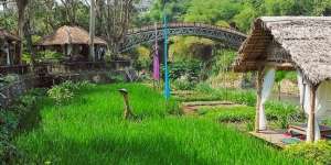 Taman Indie Resto: Manjakan Perut Serta Mata