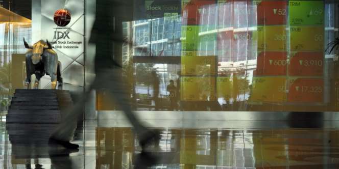 Asing Setop Belanja, Indeks Syariah Ditutup Melemah