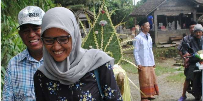 Mimpi Dirut Muda Hijaber Ini 'Ubah' Candi