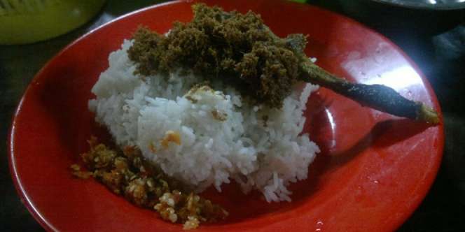 Bebek Goreng Kering, Mau-Mau Lagi