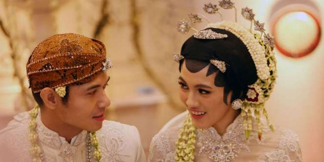 Curhat Artis Dude-Icha: 